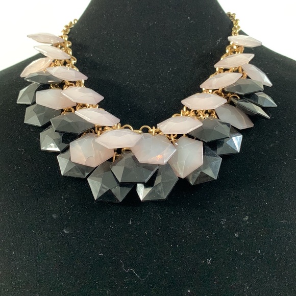Grey and black statement necklace - Picture 8 of 9
